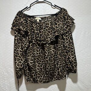 Black and Tan Ruffled 3/4 Sleeve Blouse